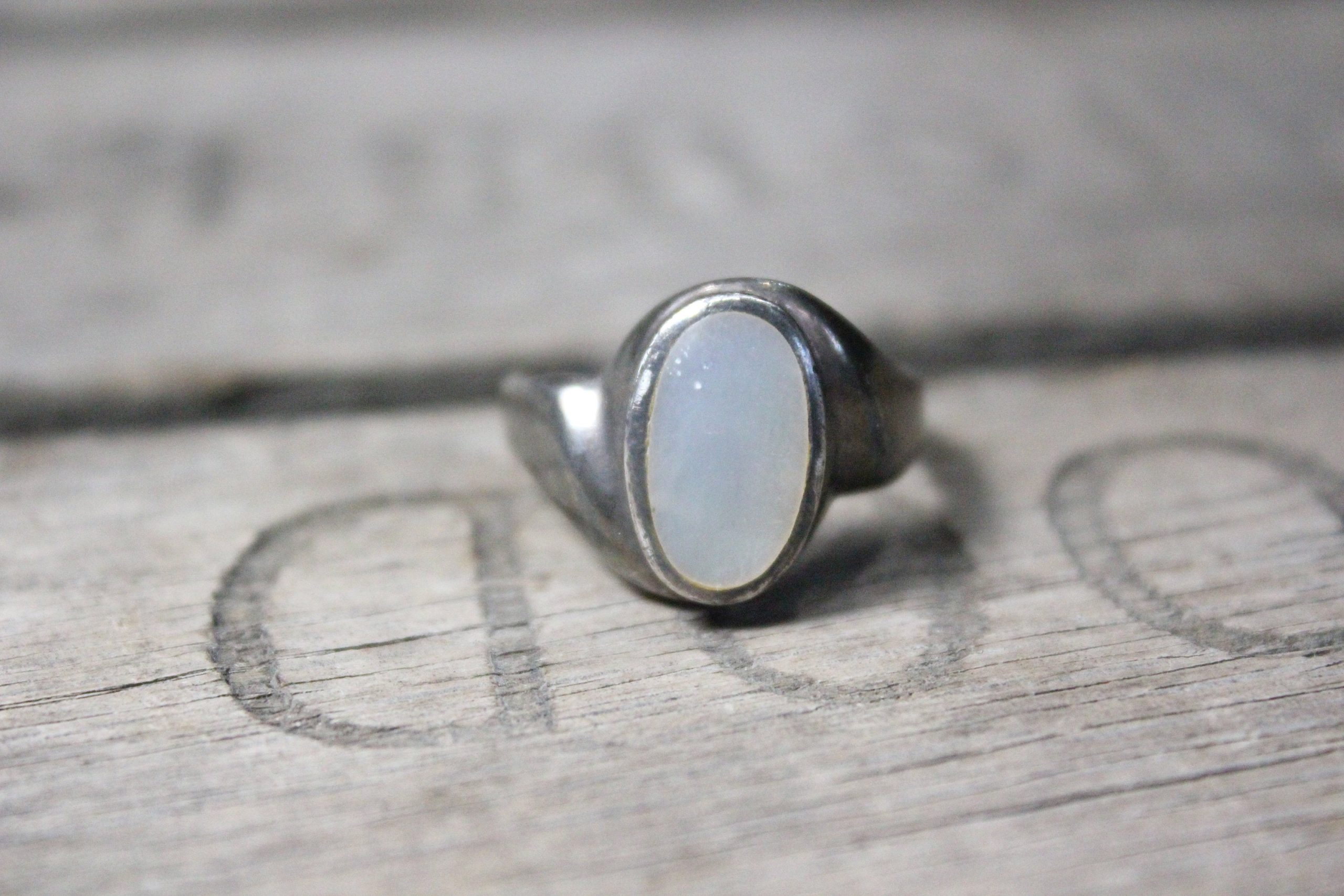 we-make-shopping-for-sterling-silver-ring-with-large-opal-stone-size-9-5-online_0.jpg