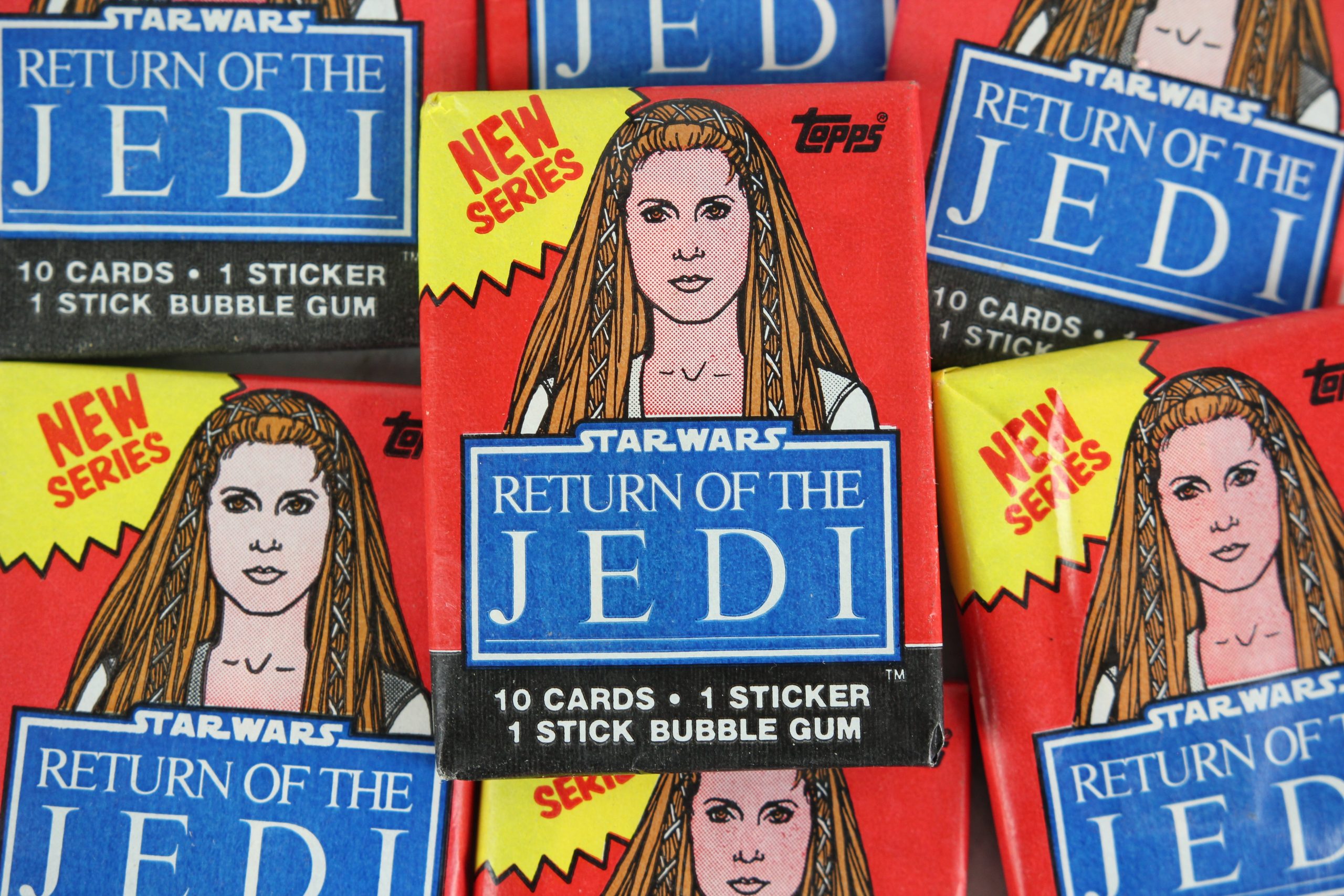 your-online-store-for-officially-licensed-topps-star-wars-return-of-the-jedi-series-2-collectible-trading-cards-one-wax-pack-leia-organa-wrapper-1983-online-sale_0.JPG